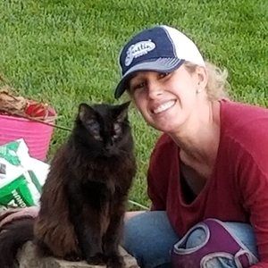 Meet your Posher, Laurie